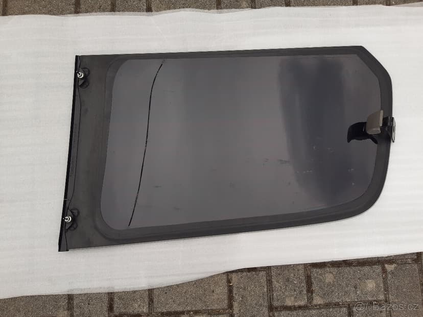 Boční okna (skla) vč. těsnění - Toyota LC 100