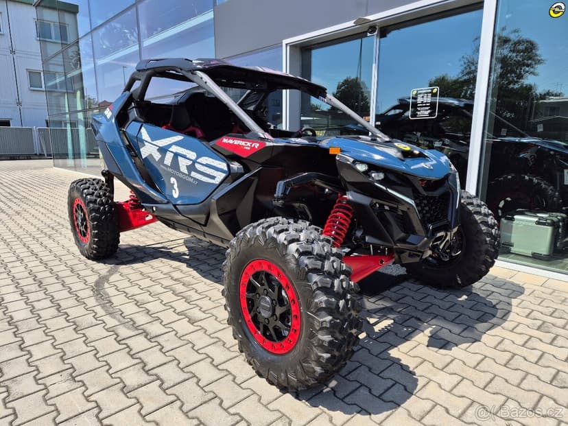 CAN-AM Maverick R MY25 předváděcí, 161km