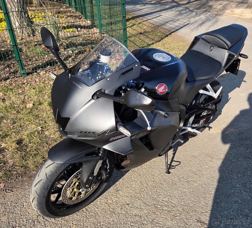 Honda cbr 600rr rv 2024