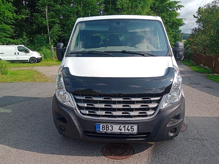 Renault master odtahovka