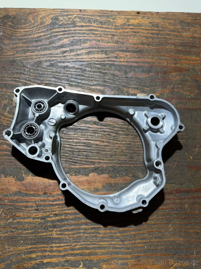půlkarter spojky kryt víko čtvrtka koše suzuki rm 125