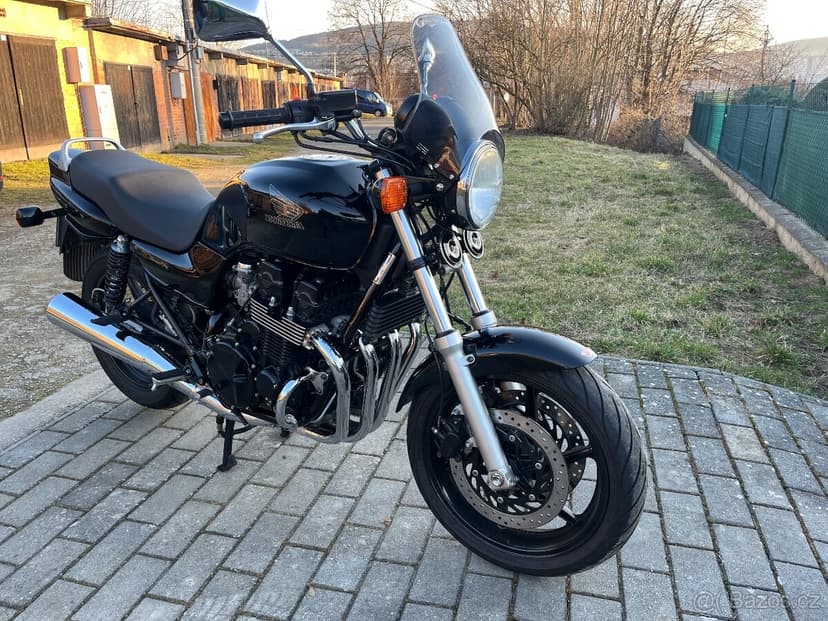 Honda CB 750 SevenFifty 53 kw