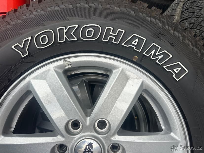 Komplet sada alu + pneu Ford f-150 6x135 R17 pneu 265 70 17