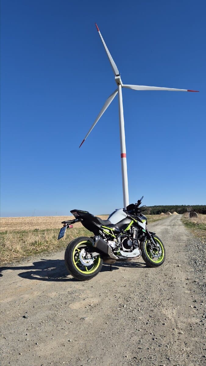 Kawasaki z900 R.v.2021