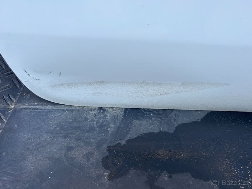 Pravé zadní dveře - Toyota Hilux 2024