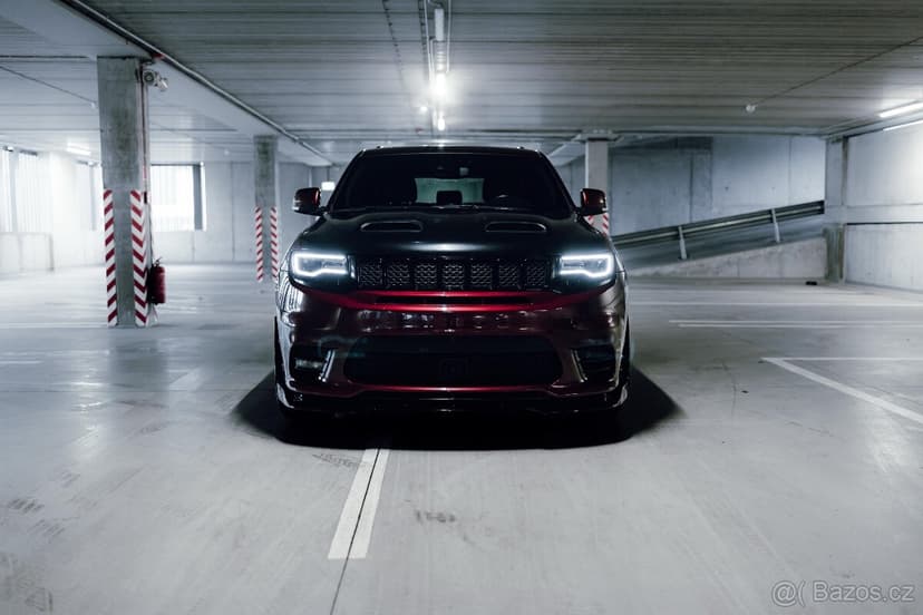 JEEP GRAND CHEROKEE SRT 6.4 V8