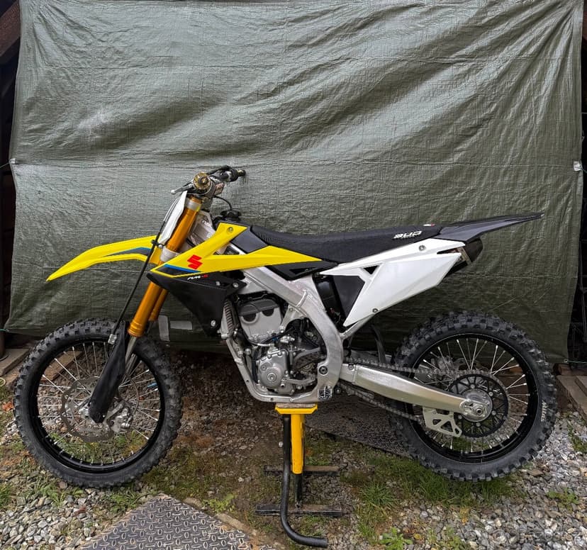 SUZUKI RM-Z 250