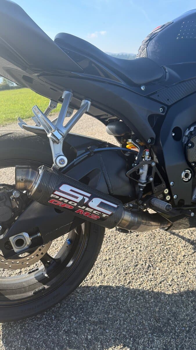 Suzuki GSX-R 750 K9