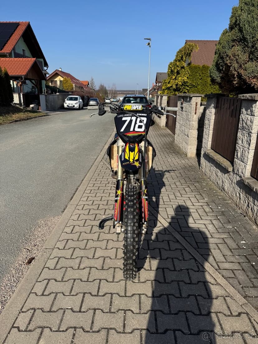 Suzuki RMZ 250 r.v. 2016