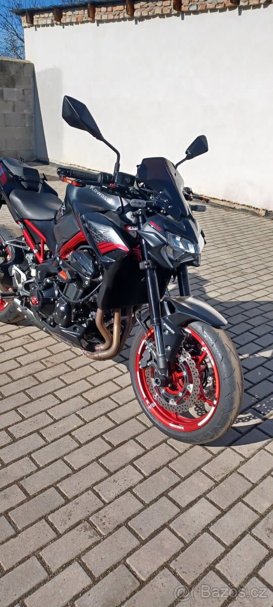 Kawasaki Z900 92,2kw 2021