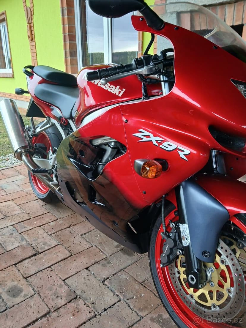 Kawasaki ninja zx9r