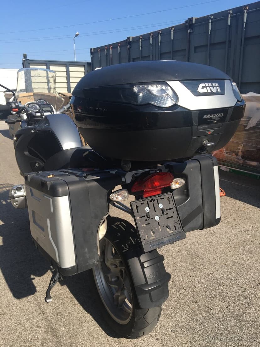 BMW R 1200 GS,Servisní knížka