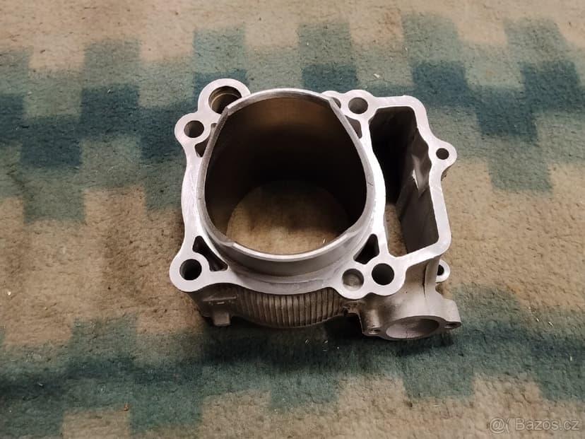 Prodám válec Yamaha YZF250