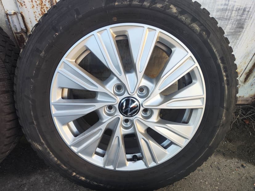 17"zimní alu sada Dundrod 5x120 origo VW T7 Multivan Bulli