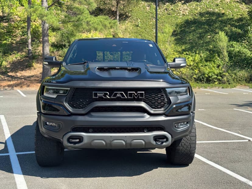 RAM 1500 TRX 6.2L rok 2021  pohon všech kol