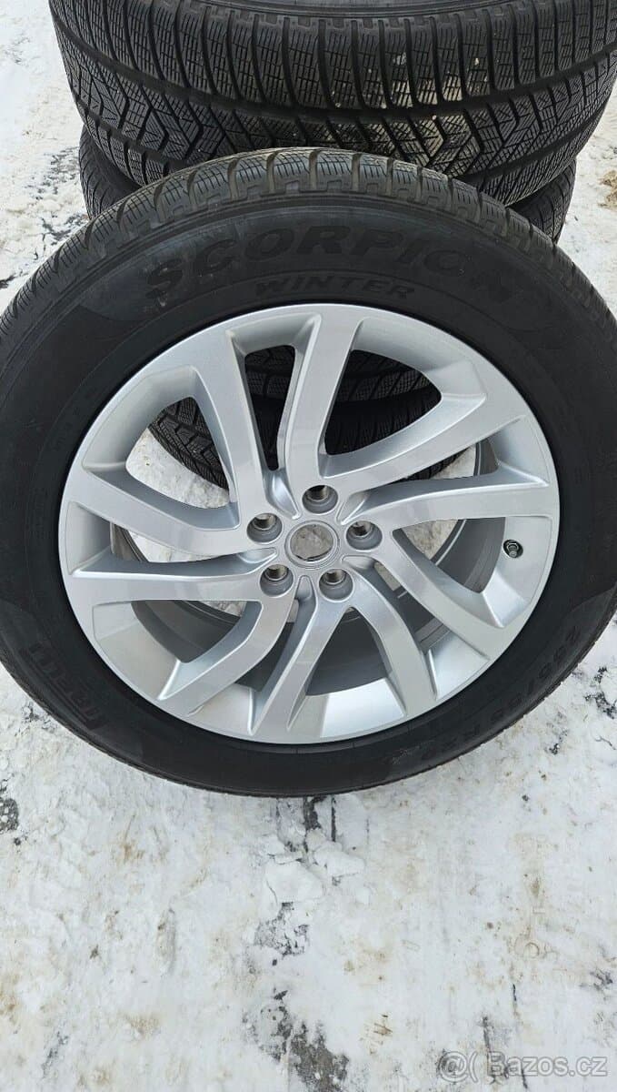 Originál Land Rover ALU kola R20 5x120 + Pirelli