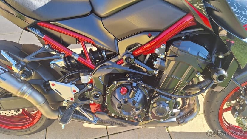 KAWASAKI Z900 2021