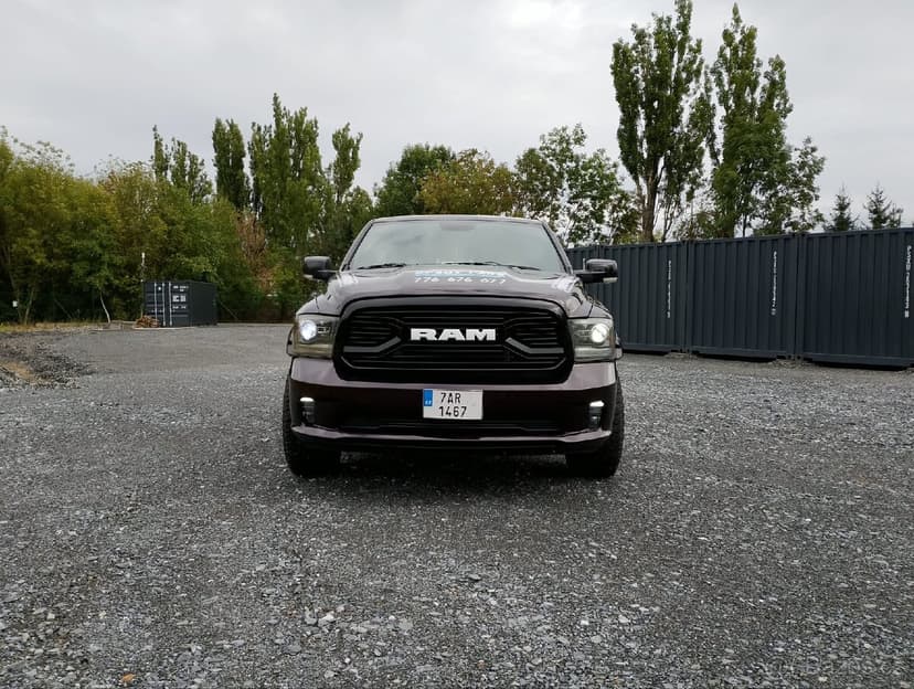 Dodge Ram 1500 sport long horn