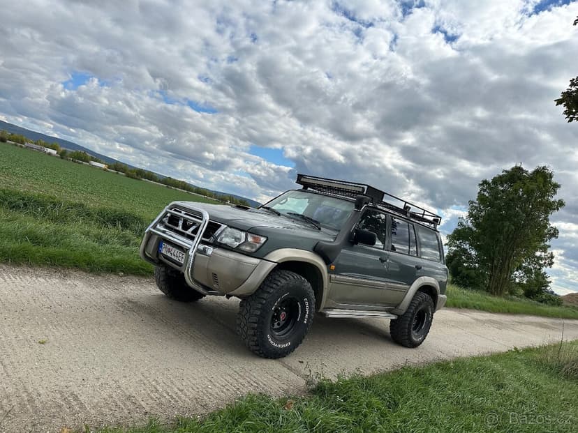 Nissan Patrol Y61 Wagon