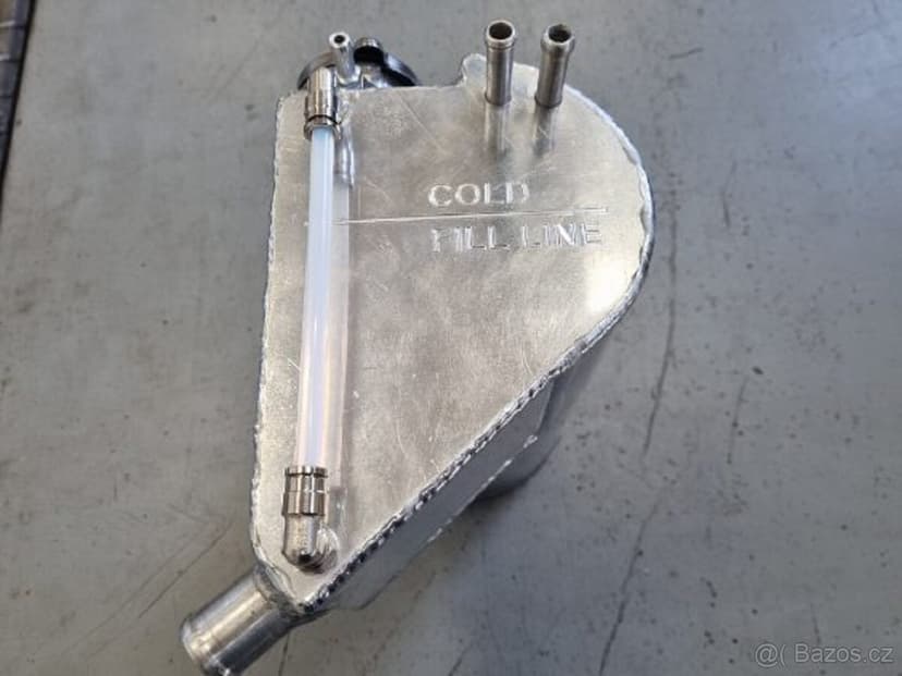 HMMWV, HUMVEE, HUMMER H1 expanzní nádržka