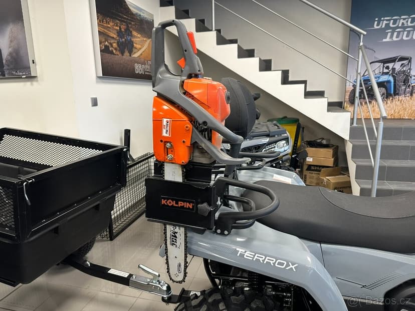 Držák motorové pily Kolpin Saw Press II