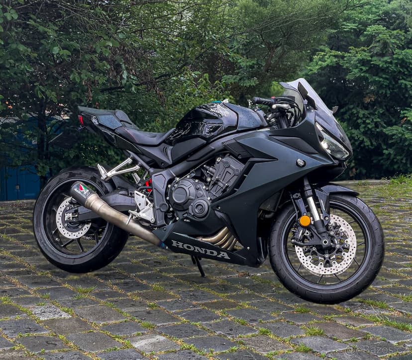 Honda CBR 650R v TP 35kw, otevřená na 76,7 kw A2