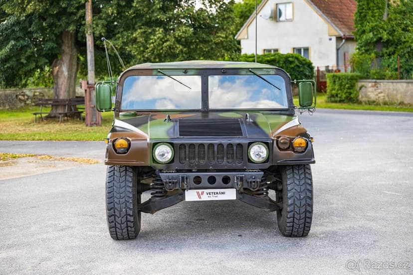 HMMWV M998 z roku 1982