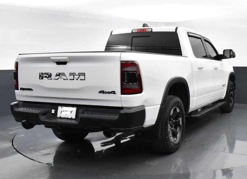 Dodge RAM 1500 Rebel 4x4 5,7 Hemi