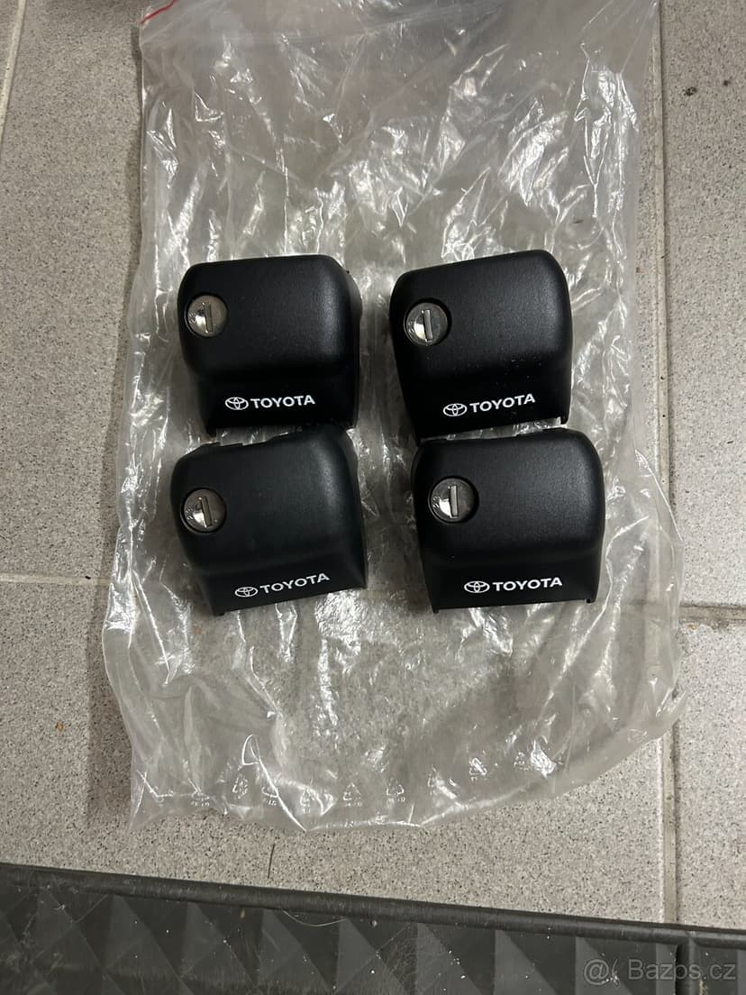 Toyota Land Cruiser 200 doplňky