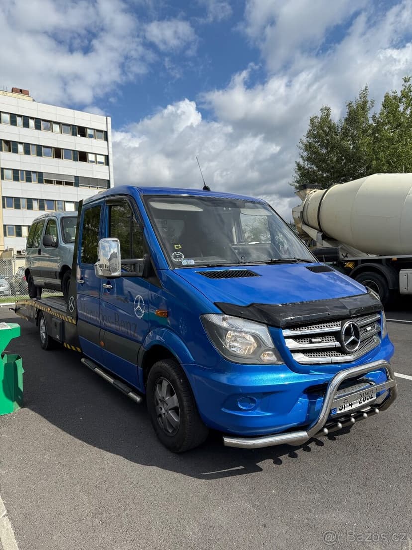 Prodám odtahový speciál Mercedes Sprinter na skupinu B s mot