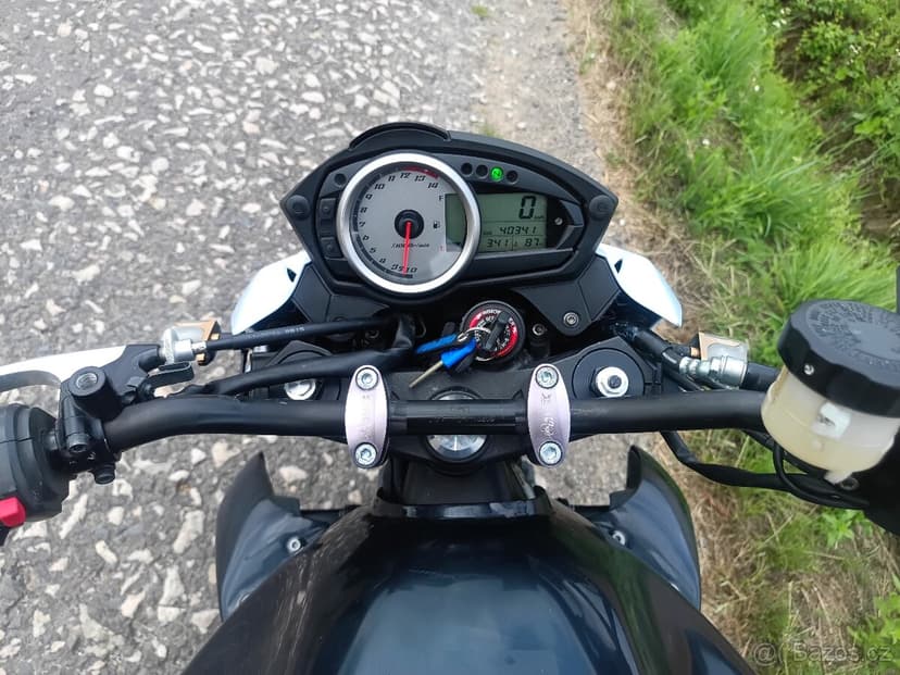 Rozpredám Kawasaki Z750   2007-2013