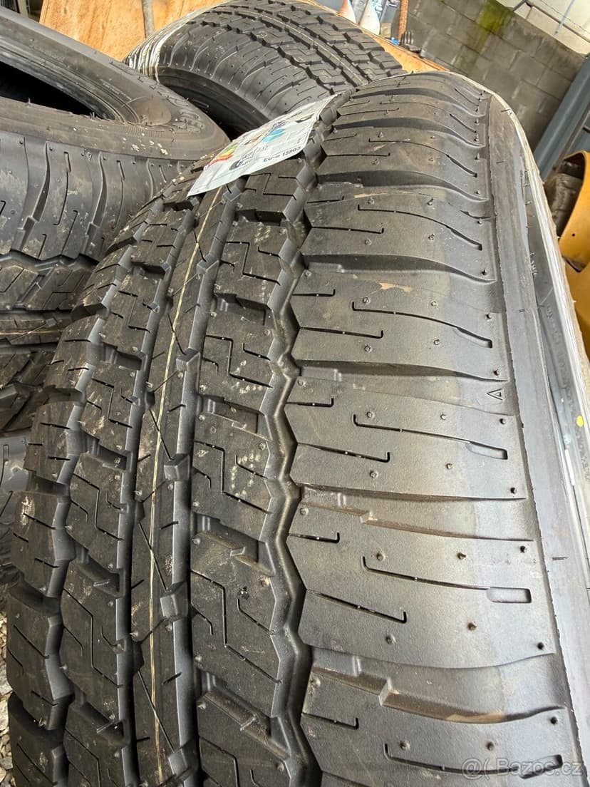 Pneu 285/60 R18