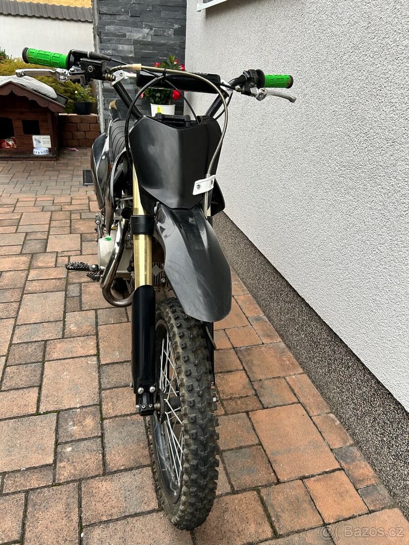 Prodám Pitbike Minirocket 140ccm kola 17” a 14”