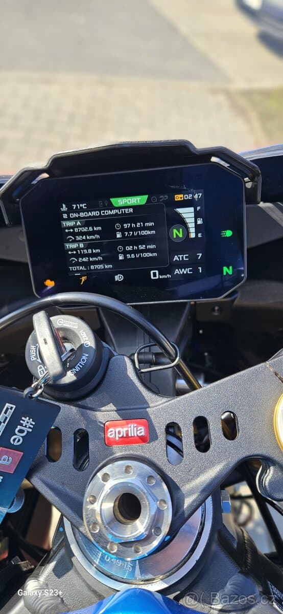 APRILIA RSV4 1100RR 2025 220ps NOVÝ MODEL