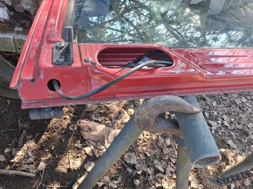 Okenný ram suzuki samurai cabrio