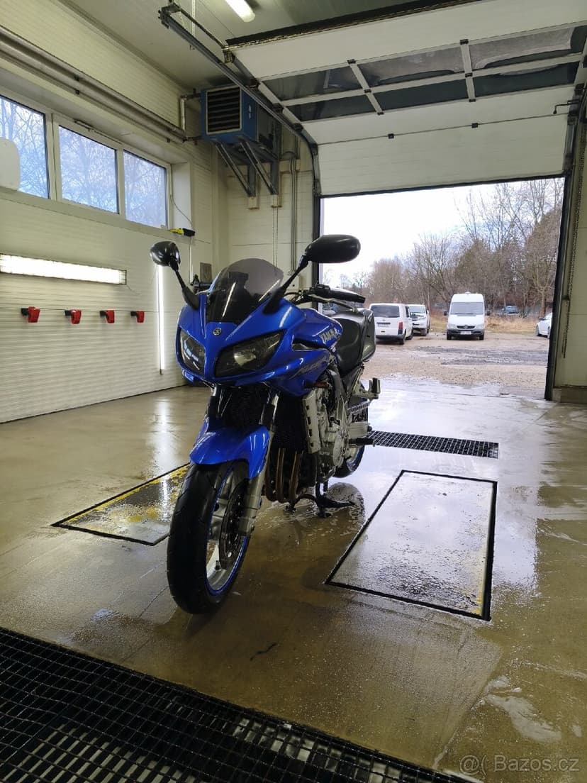 Yamaha FZS 1000 Fazer