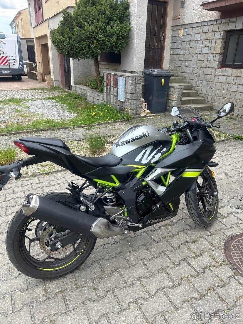 Kawasaki ninja 125