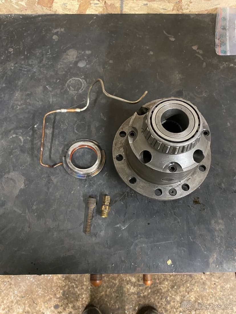 Zadní vzduchová uzávěrka diferenciálu Suzuki Samurai