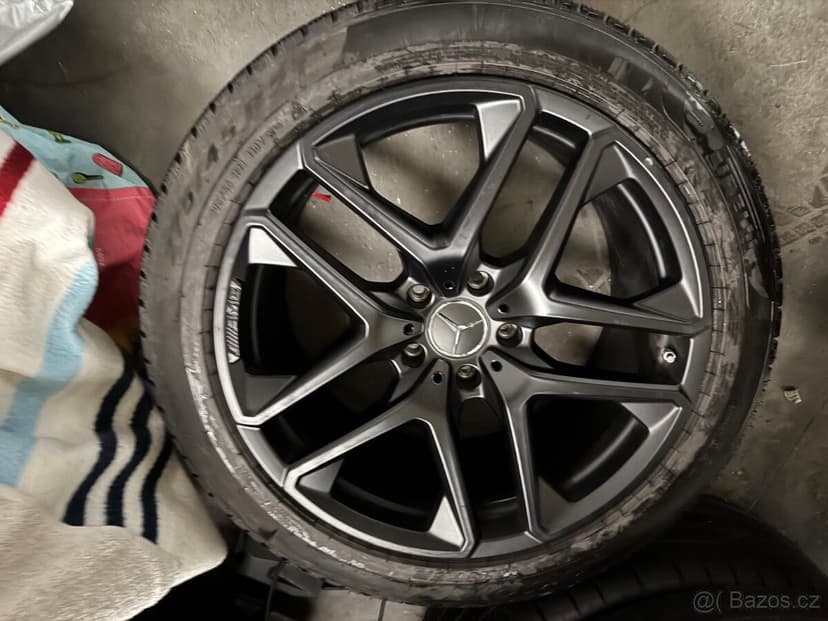 Zimní sada Mercedes G-Class AMG 21"