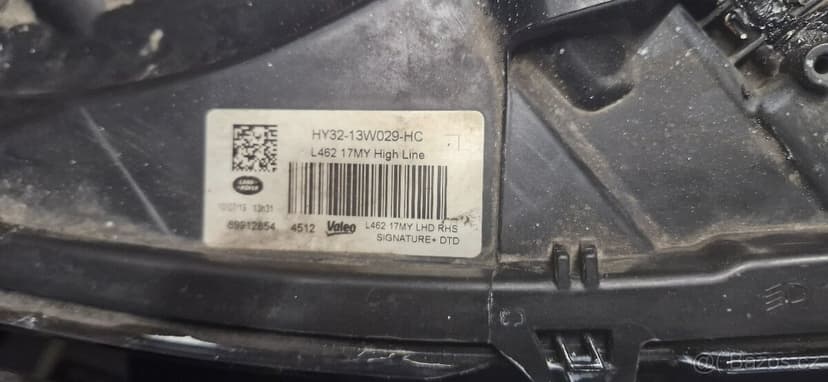 Prave predni svetlo land rover discovery V L462