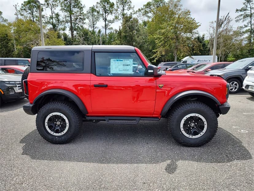 Ford Bronco Badlands (AWD, 2dr SUV, perfektní stav) - 2024