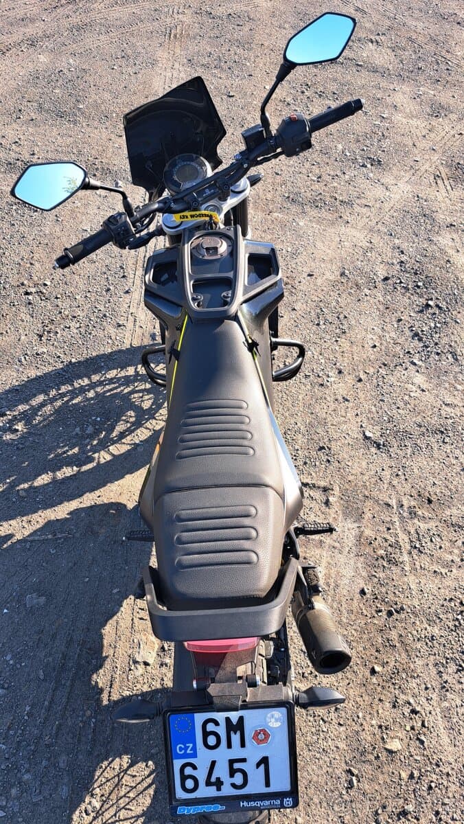 Husqvarna svartpilen 401