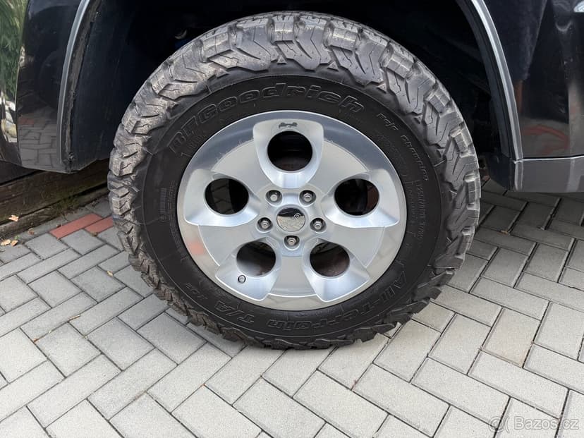 Jeep R18 5ks alu kola elektrony 5x127