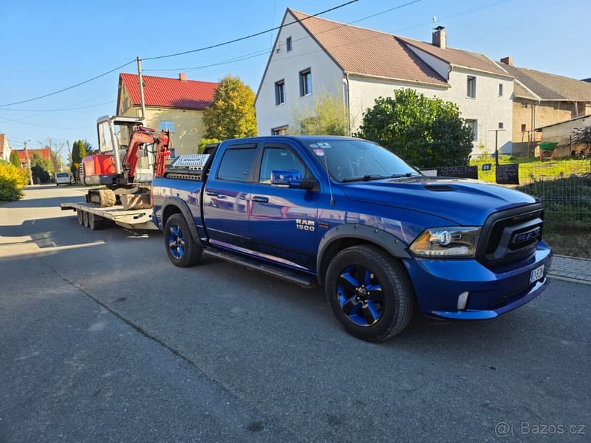 Ram 1500 5.7 hemi sport