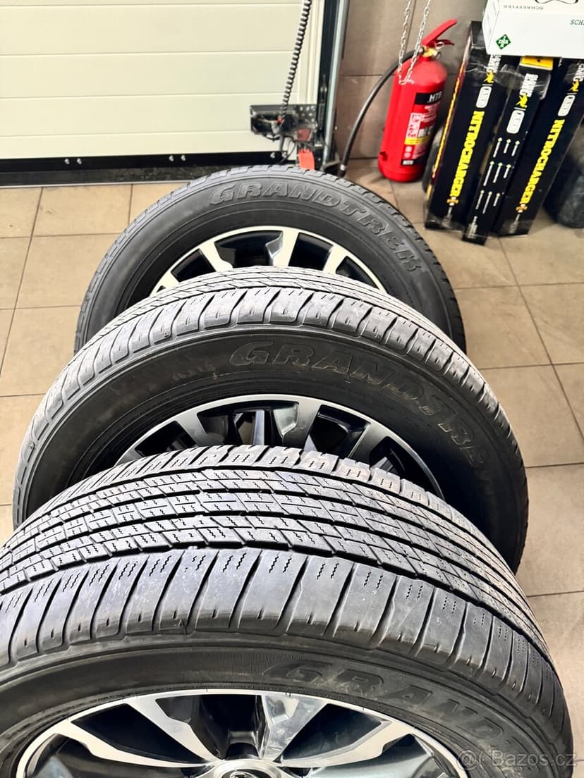 Toyota Land Cruiser 150 alu r19