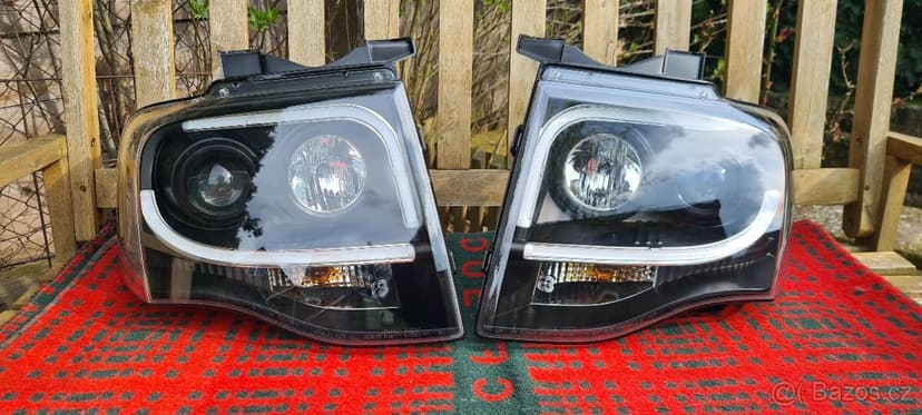 Ford Expedition (07-14) - nové přední světlomety