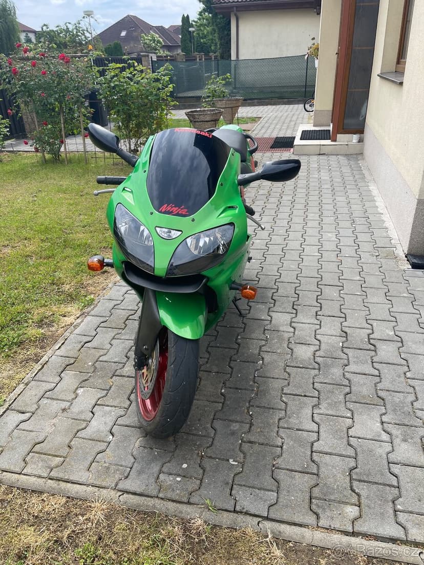 Kawasaki ninja ZX6R