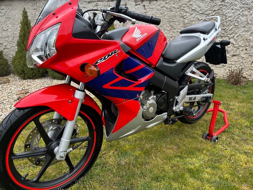 Honda cbr 125r 18000km