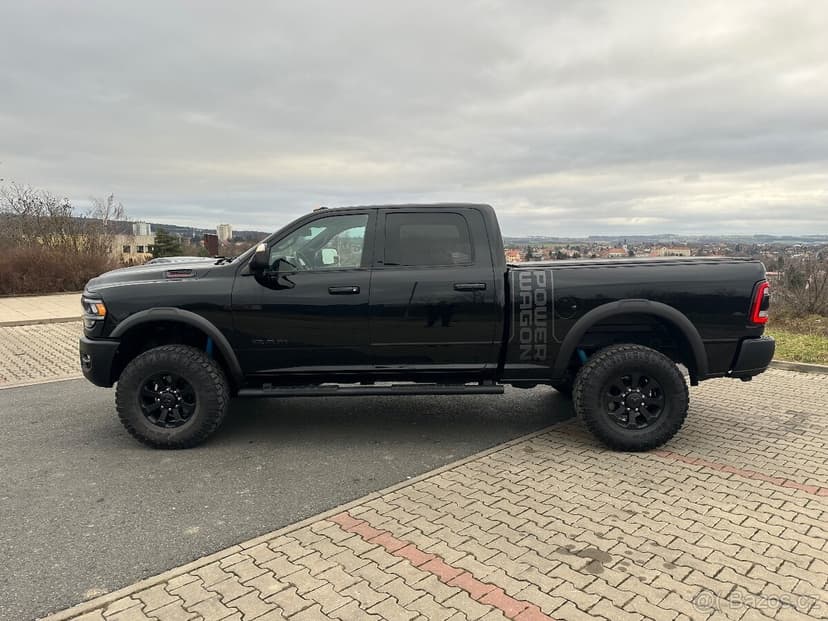 2019 RAM 2500 Powerwagon 6.4 V8 HEMI