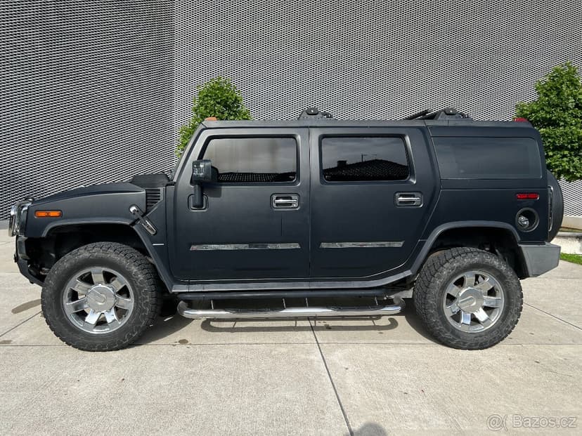 Hummer H2 - poslední model 2008, 6.2V8, rok 2008